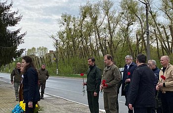 Покладання квітів у  рамках заходів до 37-х роковин Чорнобильської катастрофи 26.04.2023