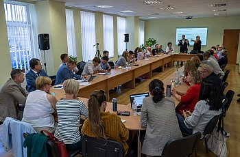 Голова Комітету О.В.Бондаренко разом членами Комітету взяли участь у засіданні Громадської ради при Мінприроди